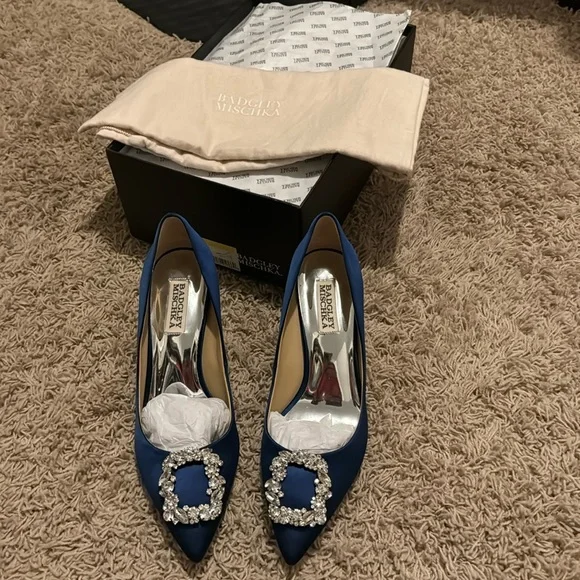 Badgley Mischka Shoes Badgley Mischka Carrie In Blue Size